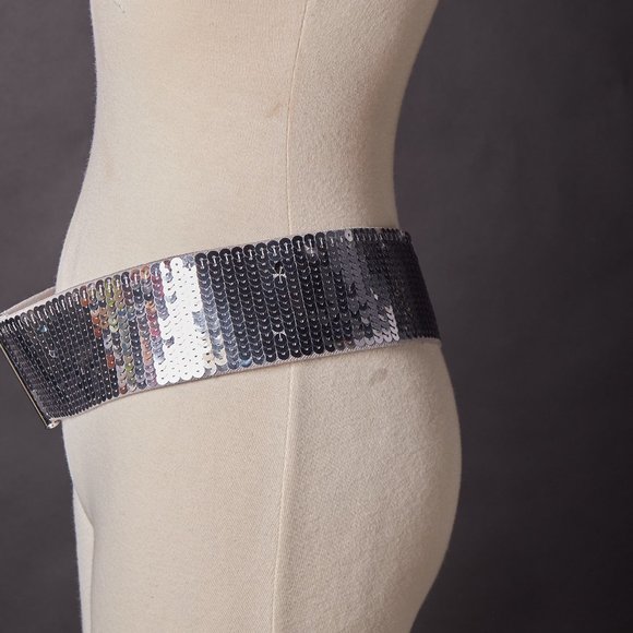 Vintage 1980s Silver Stretchy Belt